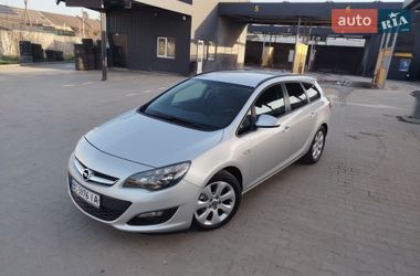 Універсал Opel Astra 2013 в Хмельницькому