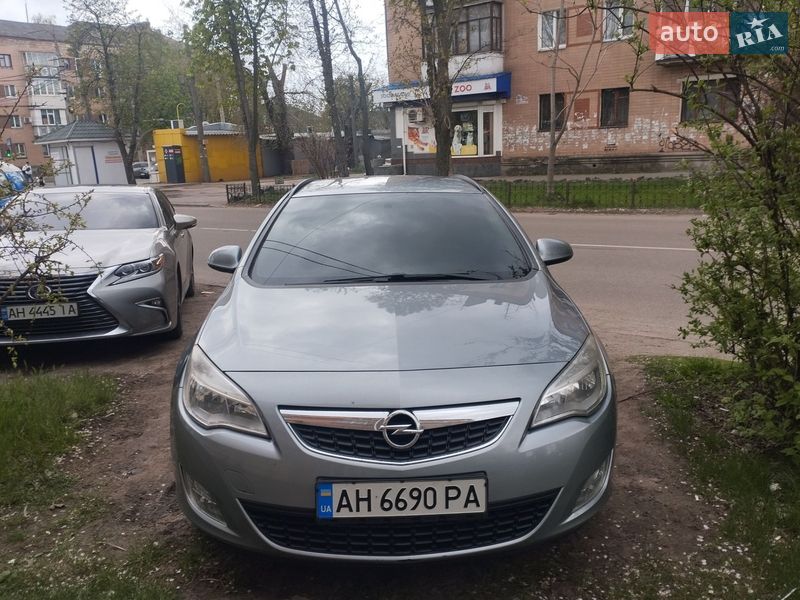Opel Astra 2010