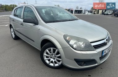 Хэтчбек Opel Astra 2006 в Луцке