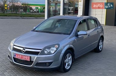 Хетчбек Opel Astra 2006 в Вознесенську