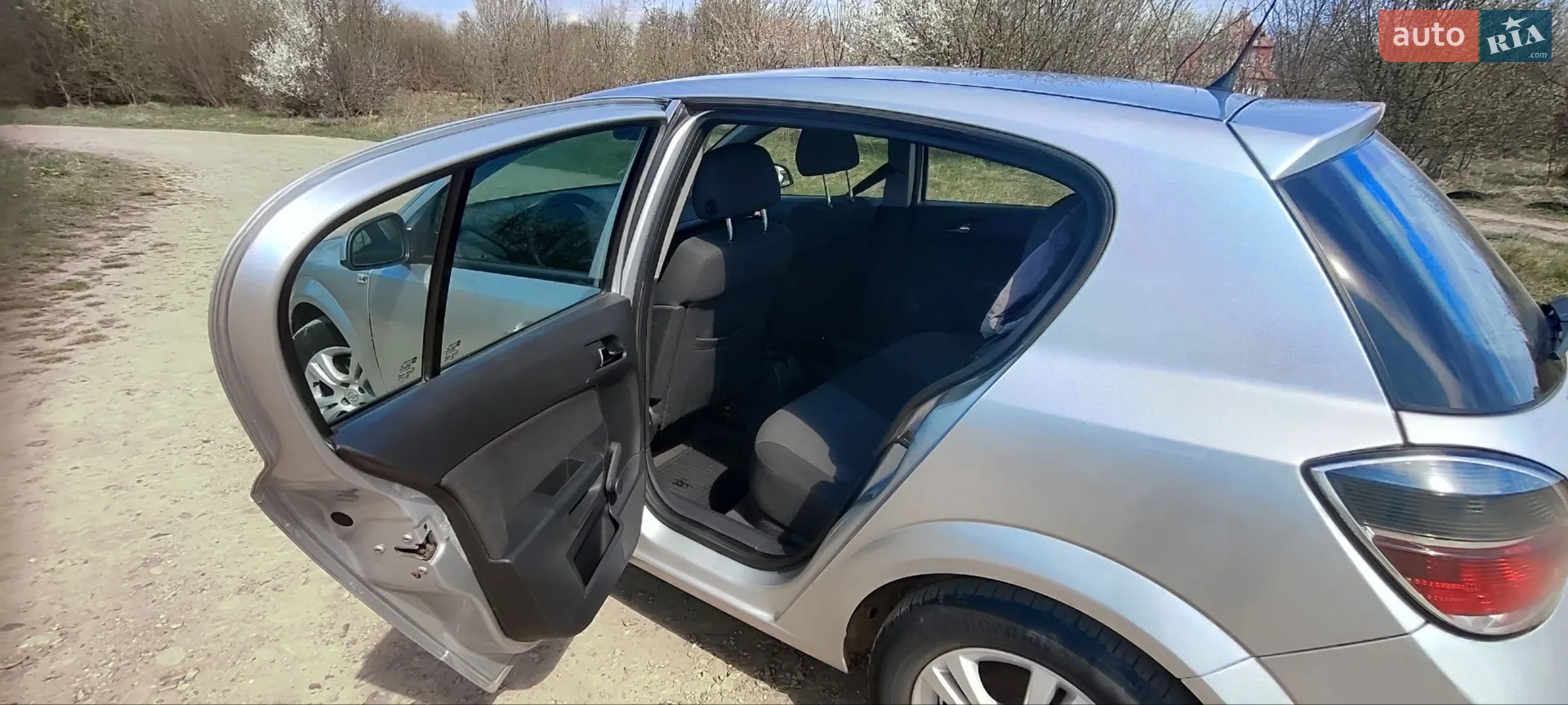 2010 Opel Astra - мініатюра 7