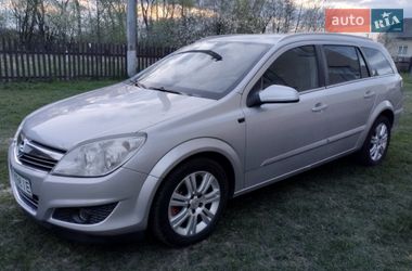 Універсал Opel Astra 2008 в Стрию