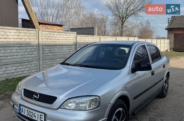 Седан Opel Astra 2000 в Полтаві