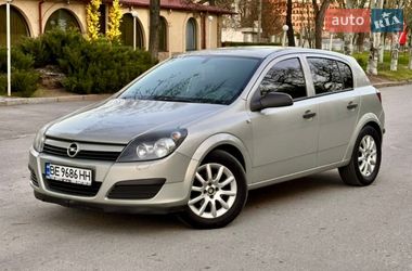 Хэтчбек Opel Astra 2005 в Николаеве