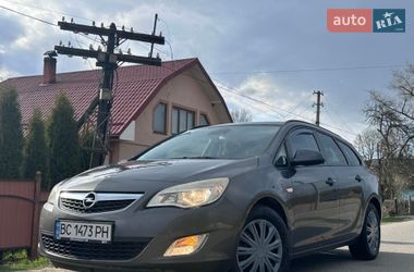 Універсал Opel Astra 2011 в Турці