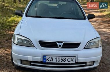 Седан Opel Astra 2007 в Чернигове