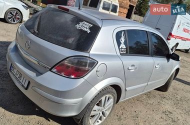 Хетчбек Opel Astra 2008 в Золочеві