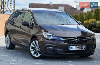 Универсал Opel Astra 2016 в Дрогобыче