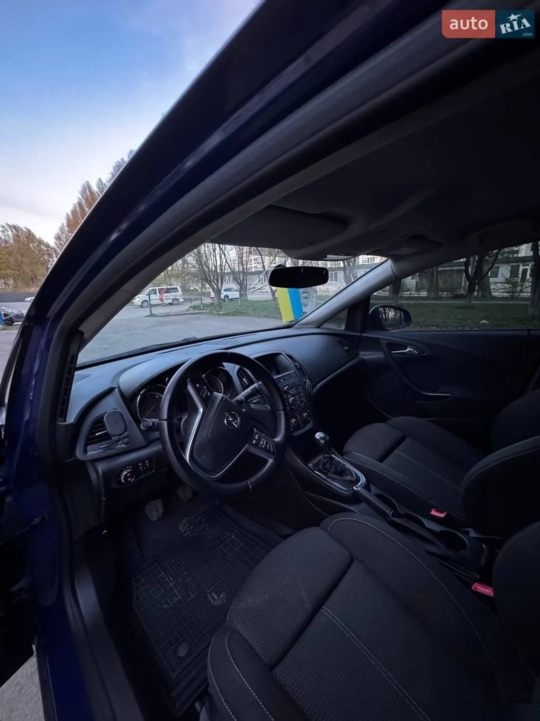 2011 Opel Astra - мініатюра 9