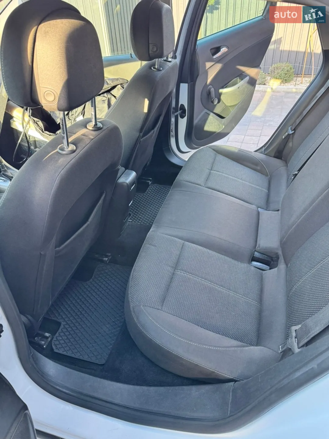 2012 Opel Astra - мініатюра 8