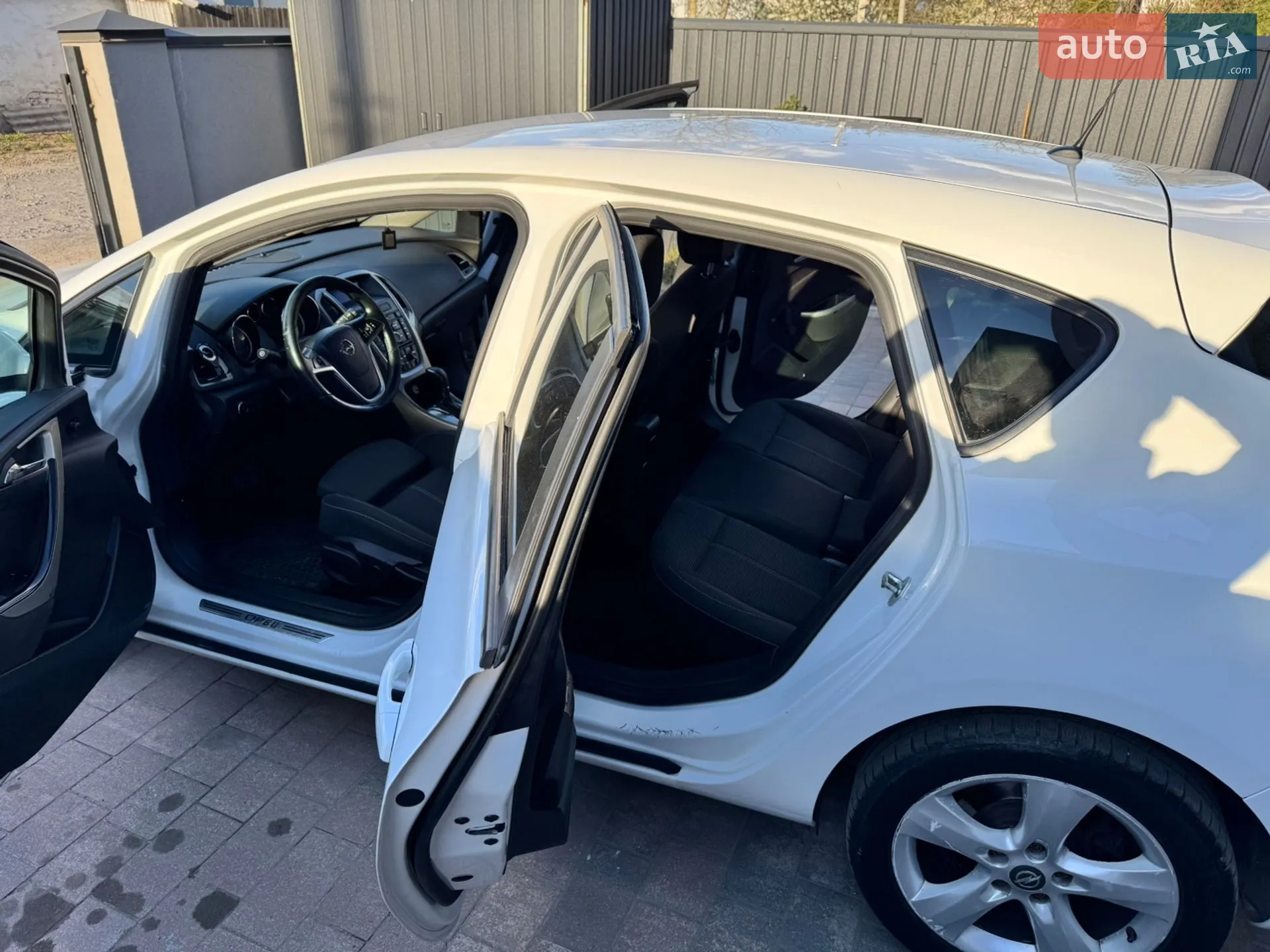 2012 Opel Astra - мініатюра 12