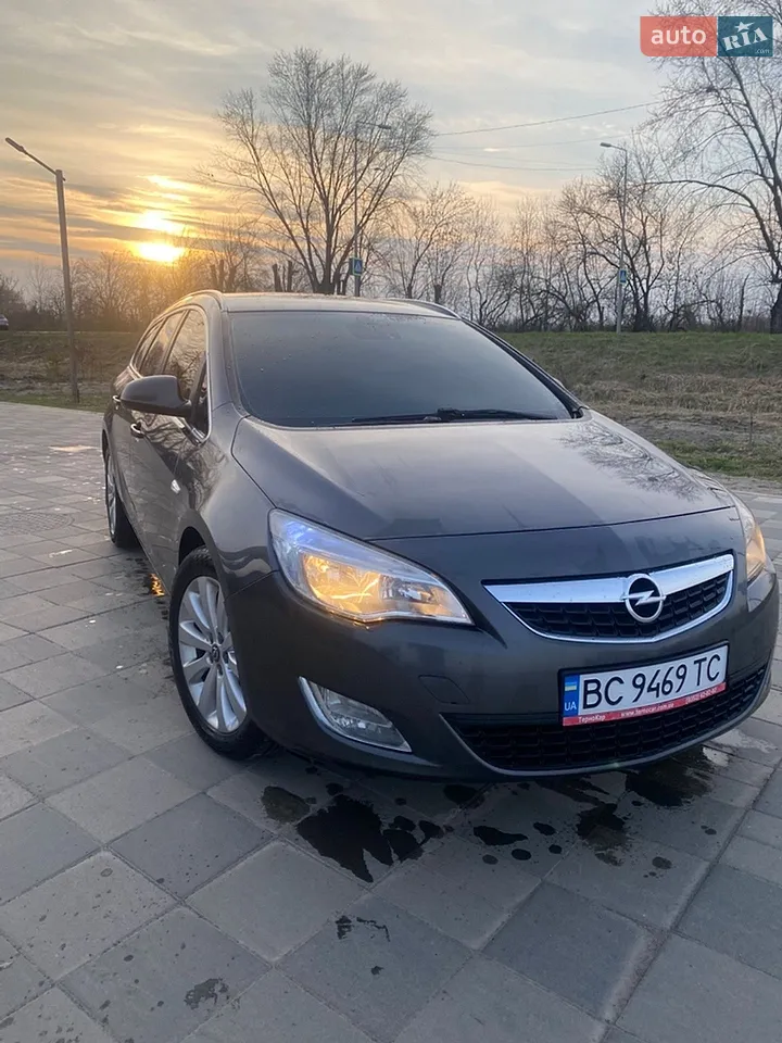 2011 Opel Astra - мініатюра 27