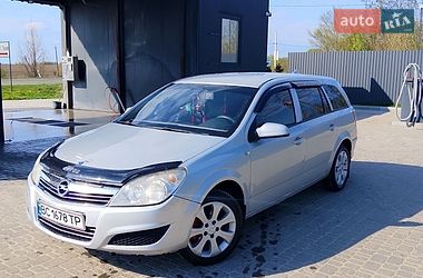 Универсал Opel Astra 2009 в Меденичах