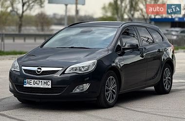 OPEL ASTRA 2012