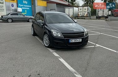 Хетчбек Opel Astra 2006 в Львові