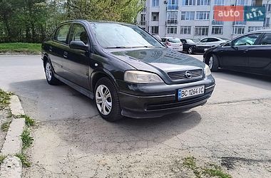 Седан Opel Astra 2001 в Львові