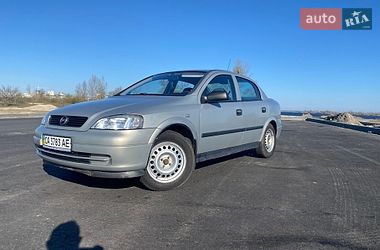 Седан Opel Astra 2008 в Черкасах