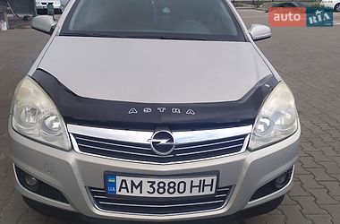 Універсал Opel Astra 2007 в Житомирі