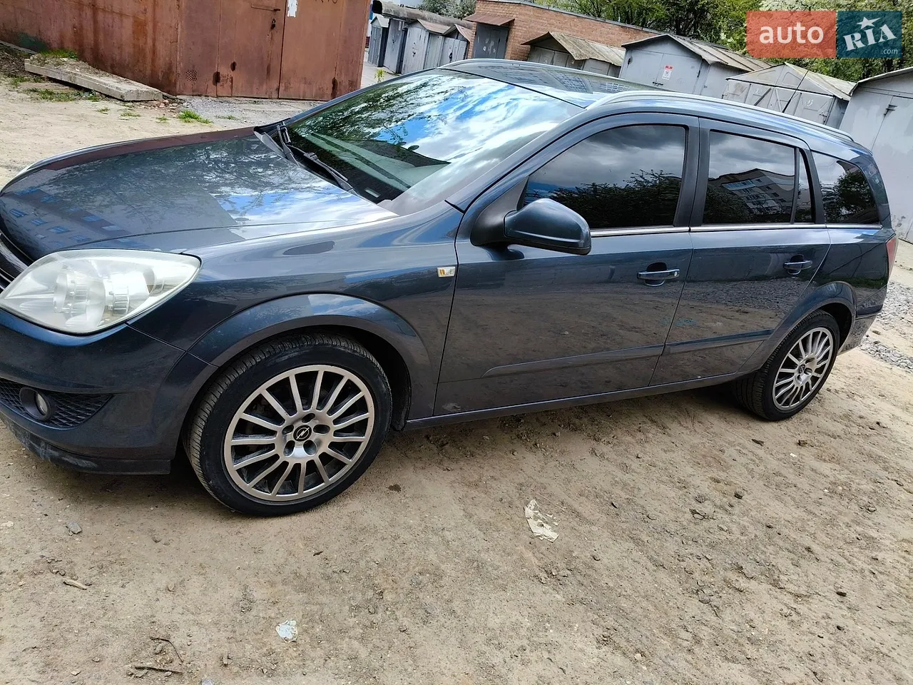 2010 Opel Astra - мініатюра 17