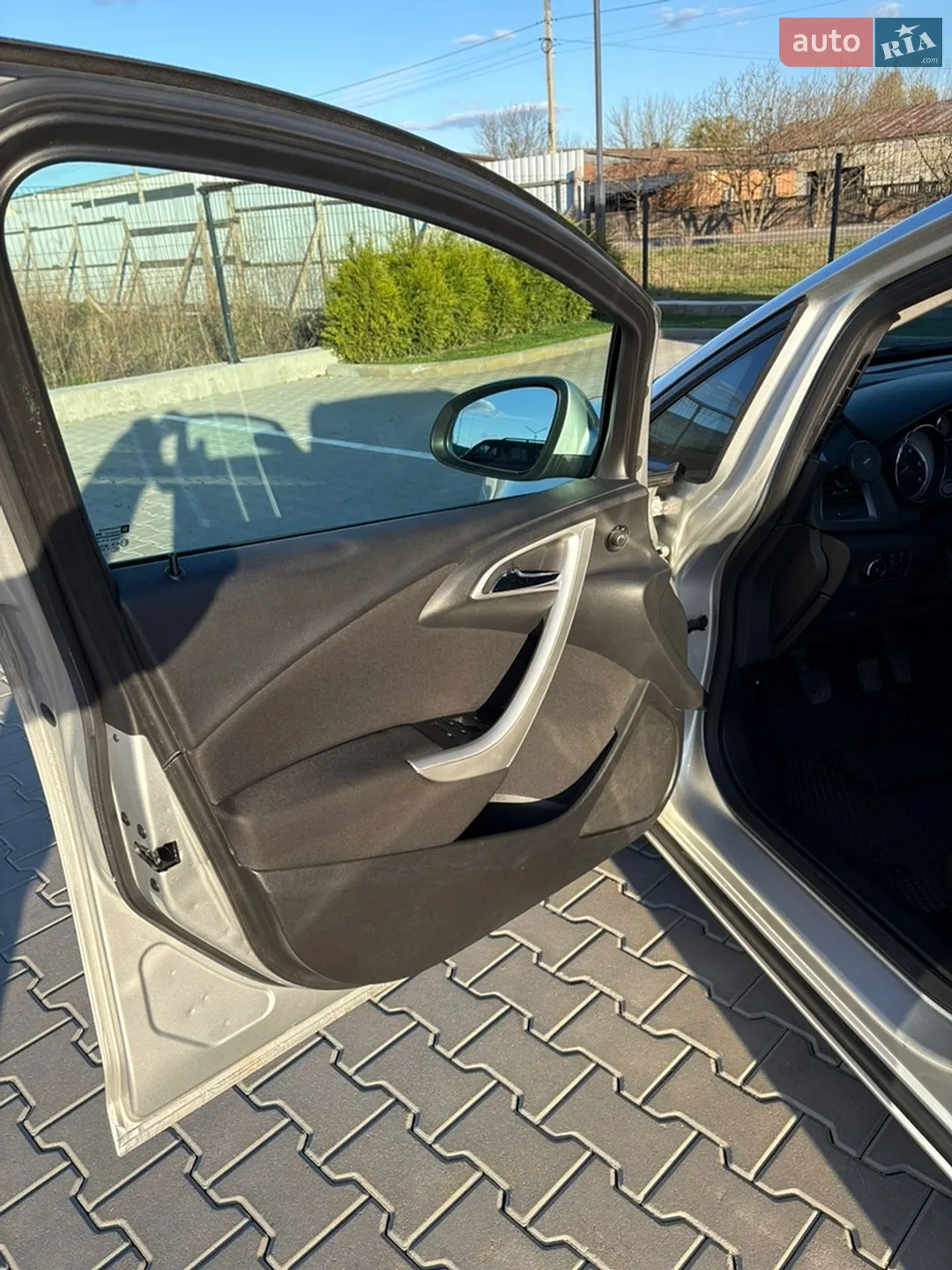 2012 Opel Astra - мініатюра 16