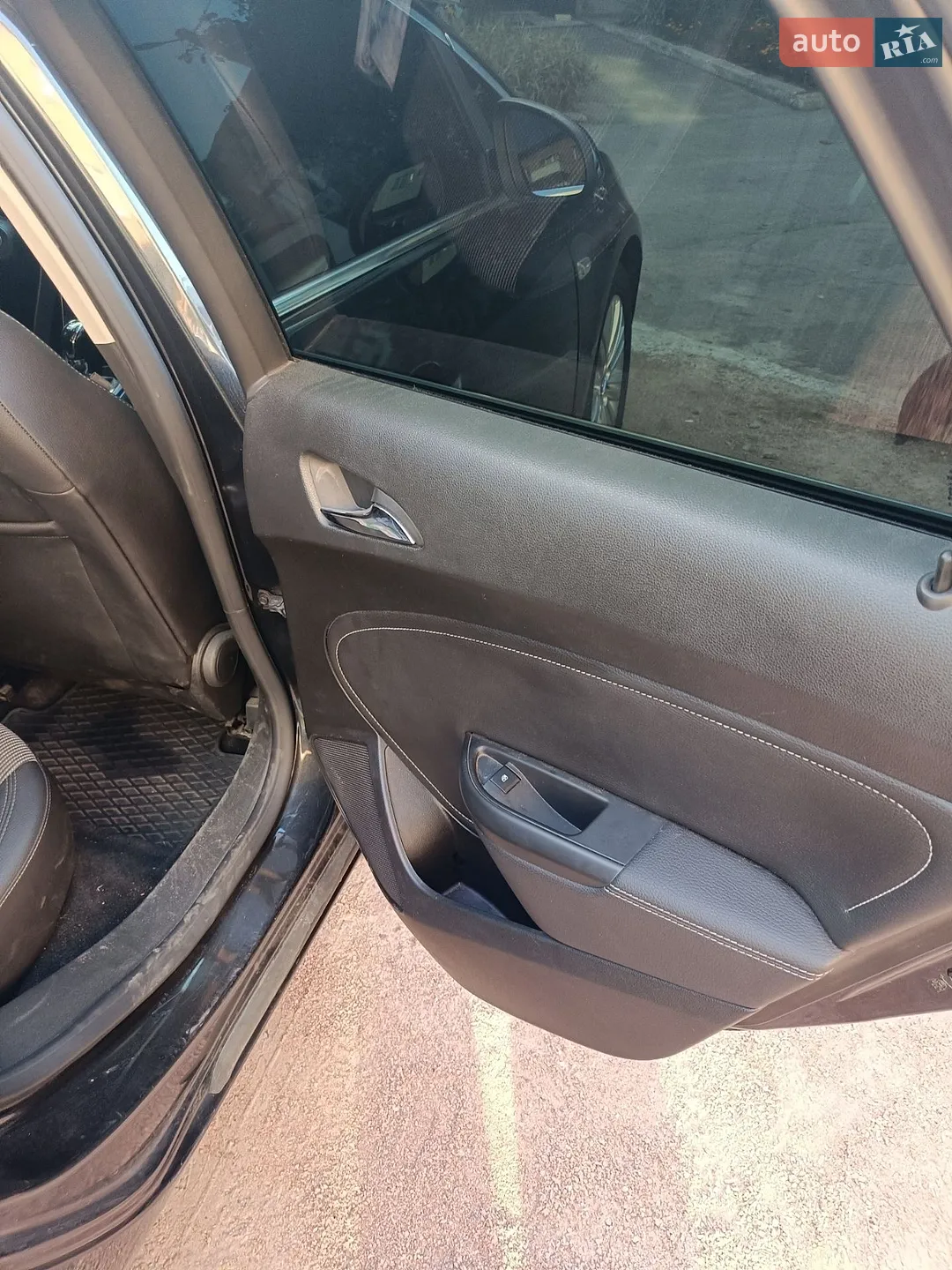 2012 Opel Astra - мініатюра 26
