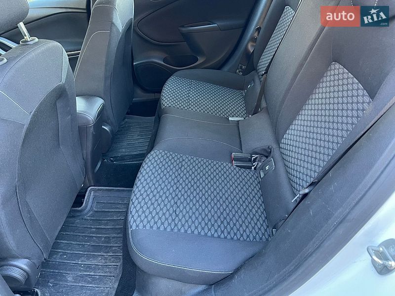 Универсал Opel Astra 2018 в Ватутино