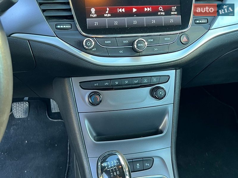 Универсал Opel Astra 2018 в Ватутино