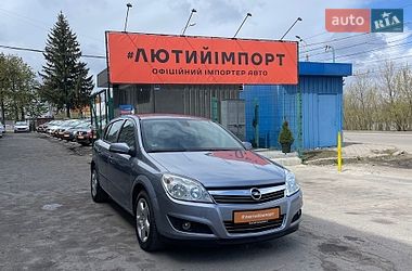 Хетчбек Opel Astra 2007 в Сумах