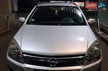 Универсал Opel Astra 2006 в Мигове