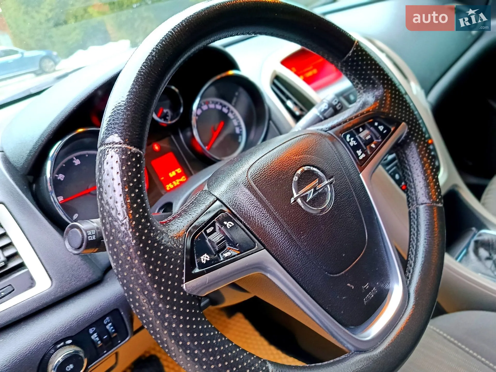 2011 Opel Astra - мініатюра 35