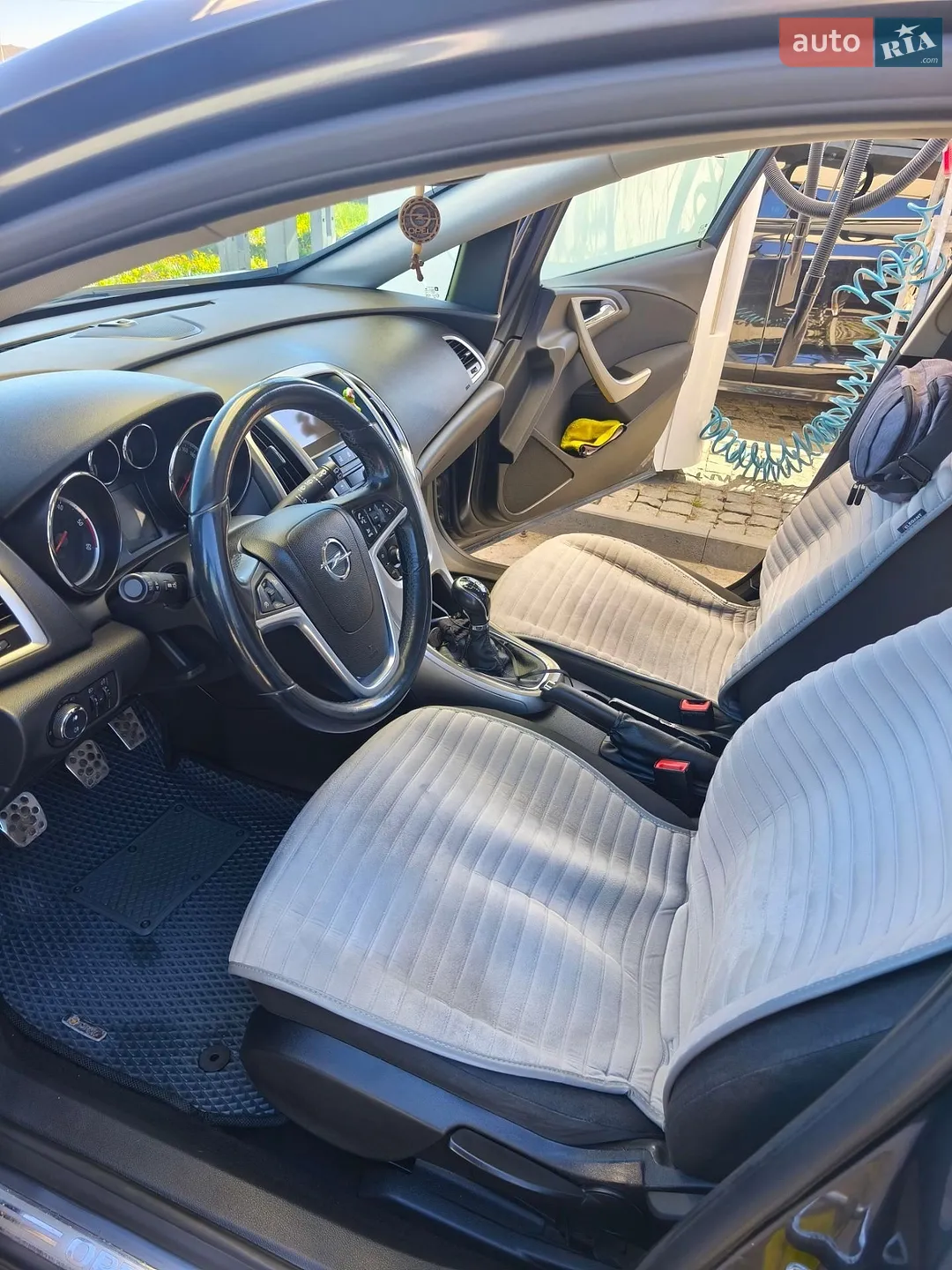 2010 Opel Astra - мініатюра 26
