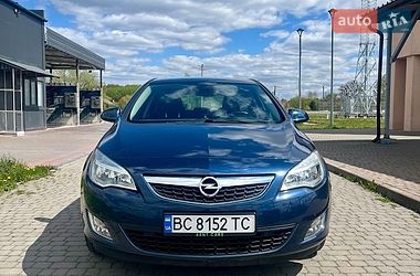 Хэтчбек Opel Astra 2010 в Львове