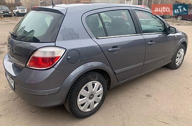 Хэтчбек Opel Astra 2005 в Киеве