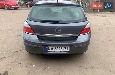 Хэтчбек Opel Astra 2005 в Киеве