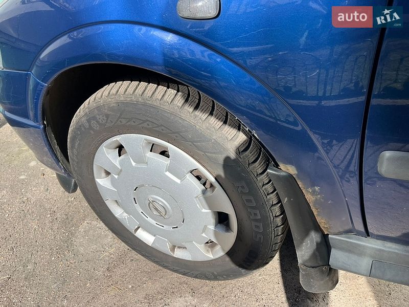 Седан Opel Astra 2006 в Черкассах