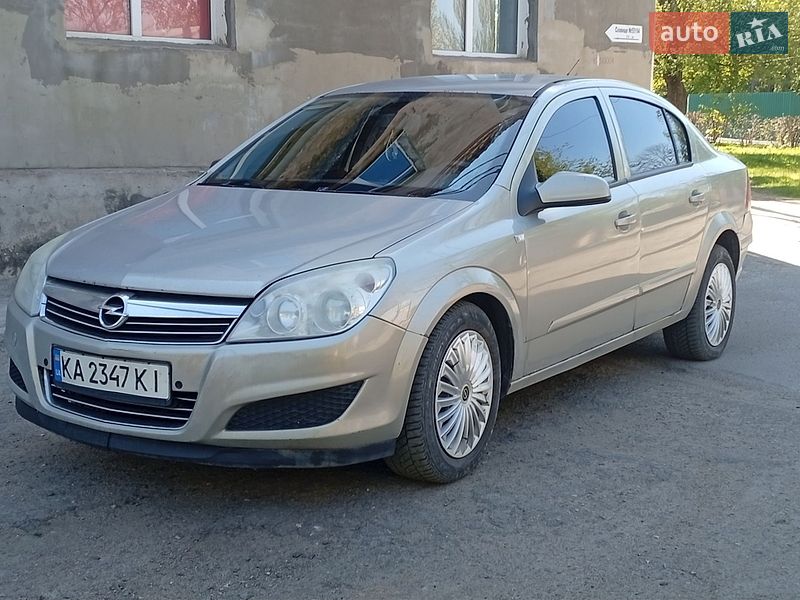 Opel Astra 2008