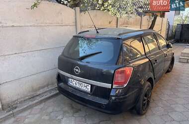 Универсал Opel Astra 2005 в Здолбунове