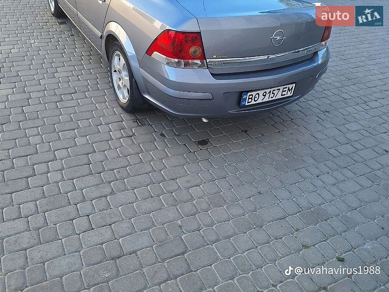 Седан Opel Astra 2008 в Чорткове