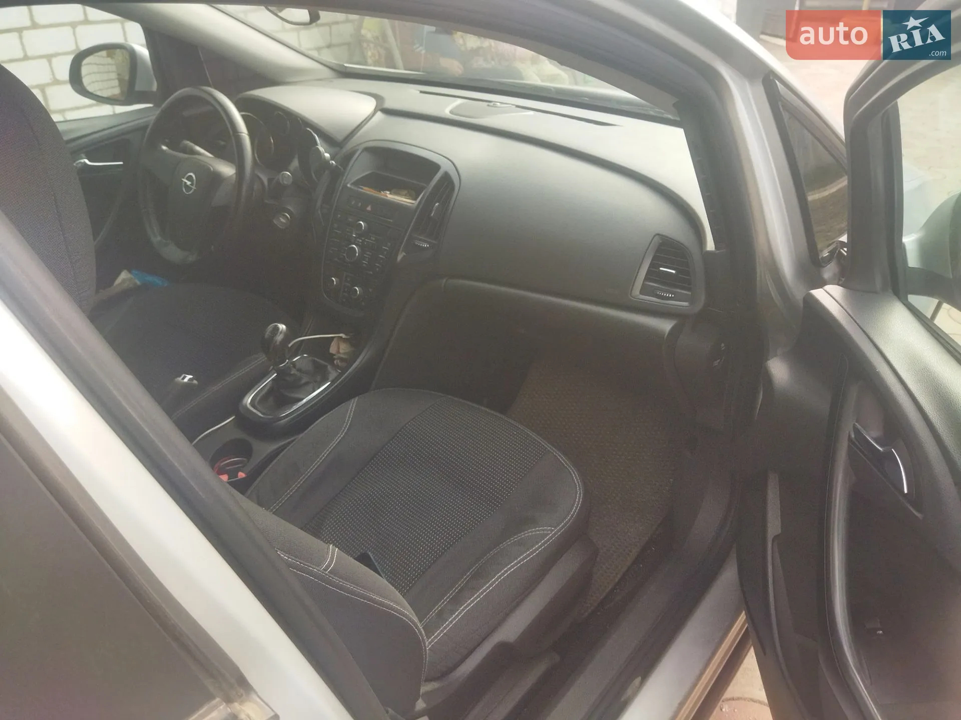2011 Opel Astra - мініатюра 27