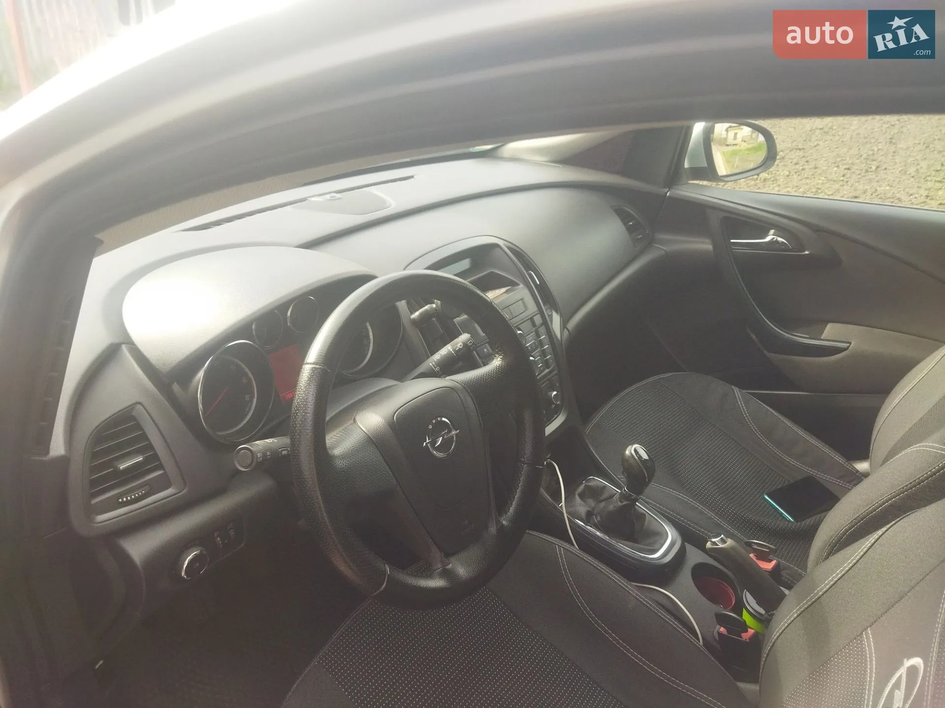 2011 Opel Astra - мініатюра 26