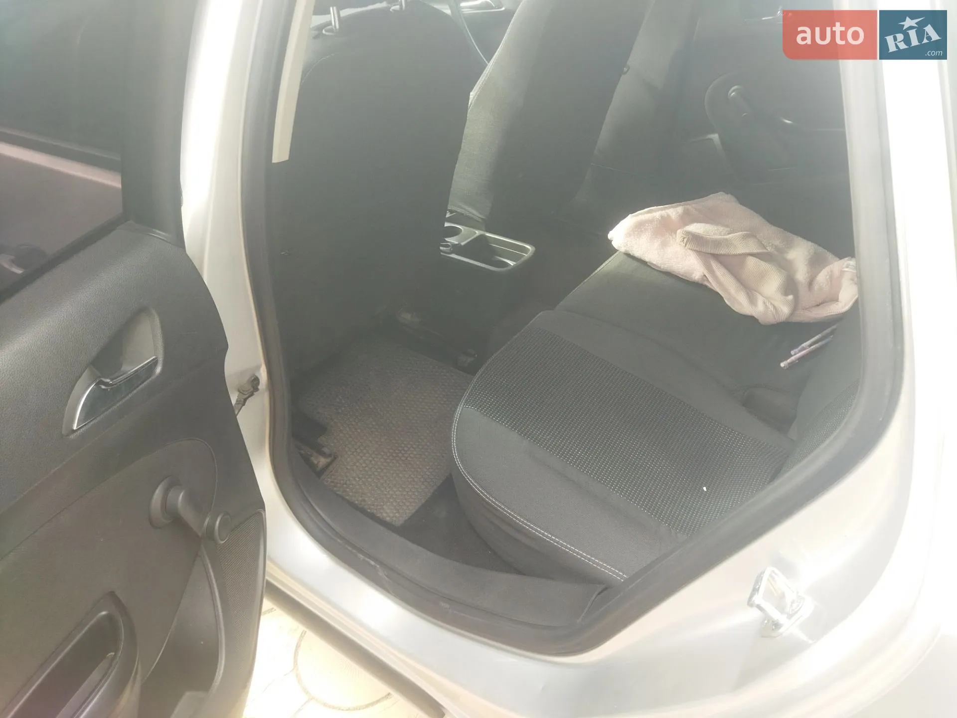 2011 Opel Astra - мініатюра 25