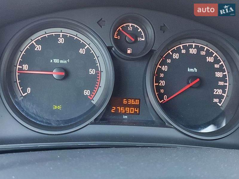 Универсал Opel Astra 2010 в Хмельницком