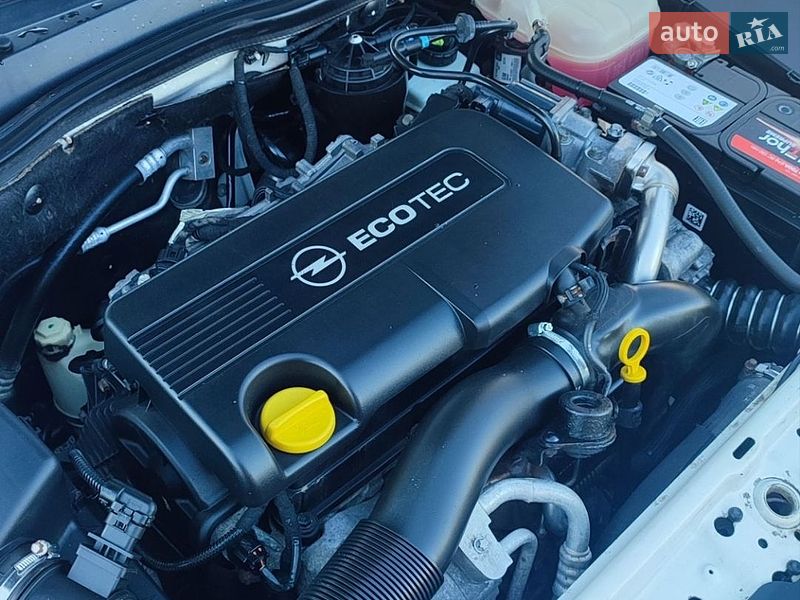 Универсал Opel Astra 2010 в Хмельницком