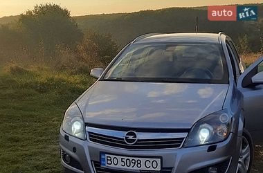 Универсал Opel Astra 2009 в Тернополе