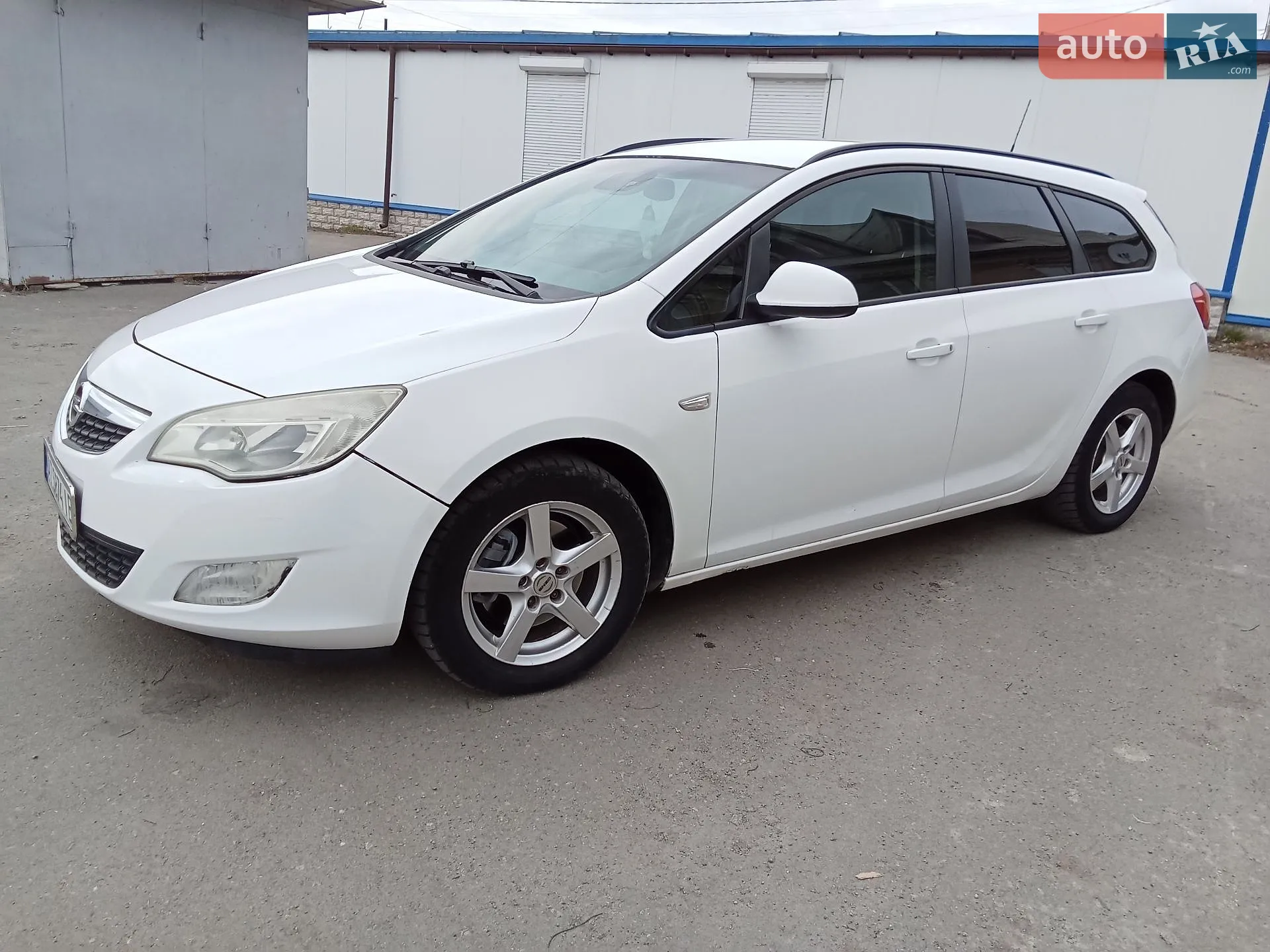 2011 Opel Astra - мініатюра 2