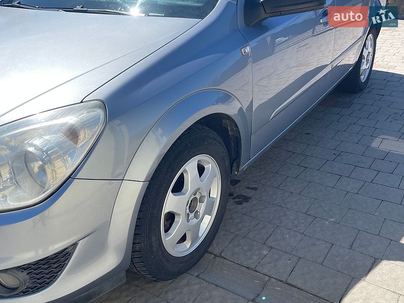 Opel Astra 2007