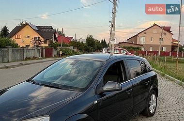 Хетчбек Opel Astra 2009 в Львові