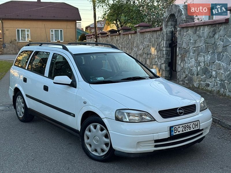 Универсал Opel Astra 1999 в Стрые