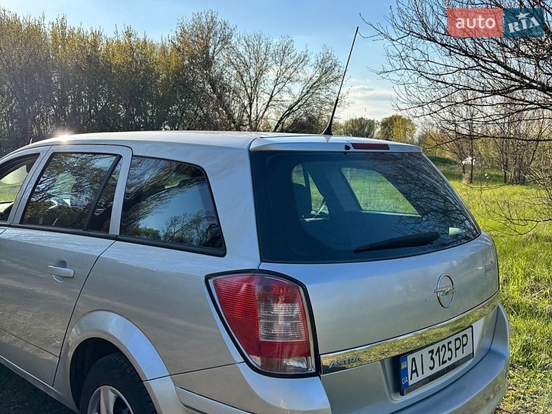 Универсал Opel Astra 2009 в Белой Церкви