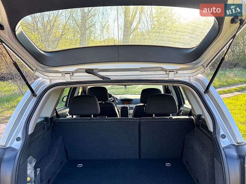 Универсал Opel Astra 2009 в Белой Церкви
